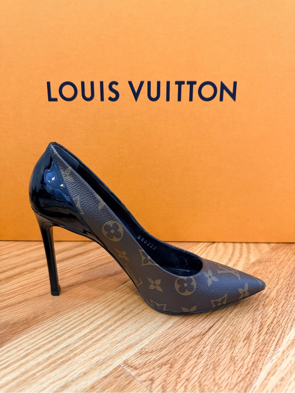 Louis Vuitton Cherie Monogram Brown Pointed Toe Stiletto Pumps - Picture 9 of 16